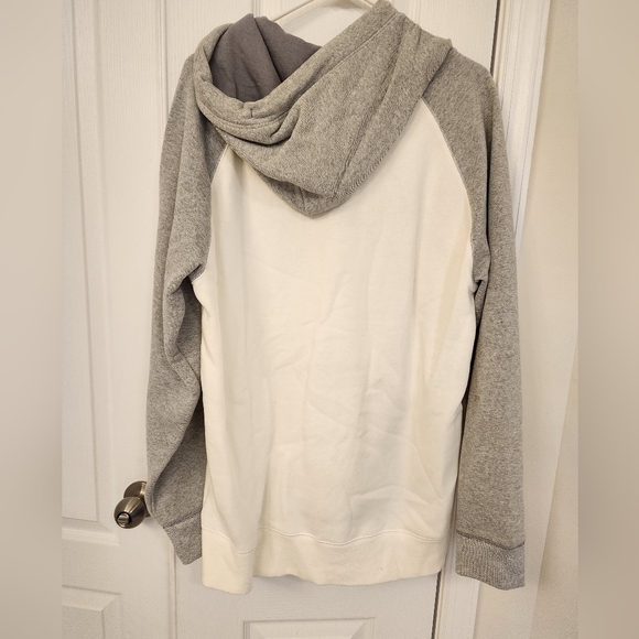 Under Armour Hoodie - Picture 2 of 4